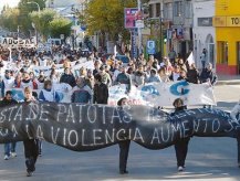 Vivan la huelga y los piquetes de los docentes de Santa Cruz