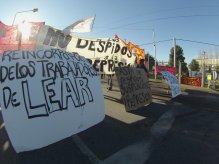 Miércoles 10 hs: Nueva Jornada en el puente carretero en repudio a despidos en Lear