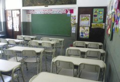Miles de docentes no inician las clases en Buenos Aires y en otras diez provincias