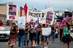 Córdoba: docentes opositores cortan Puente Centenario 