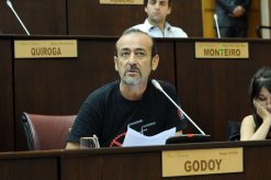 Raúl Godoy solicita la interpelación de la Directora IADEP
