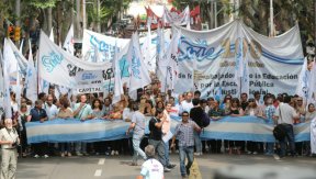 Barbeito: “La movilización docente le infligió la primera derrota política al Gobierno”