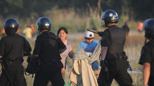 BASTA DE ASESINATOS A LOS LUCHADORES POPULARES