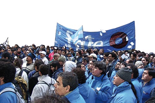 No toquen a los delegados de base