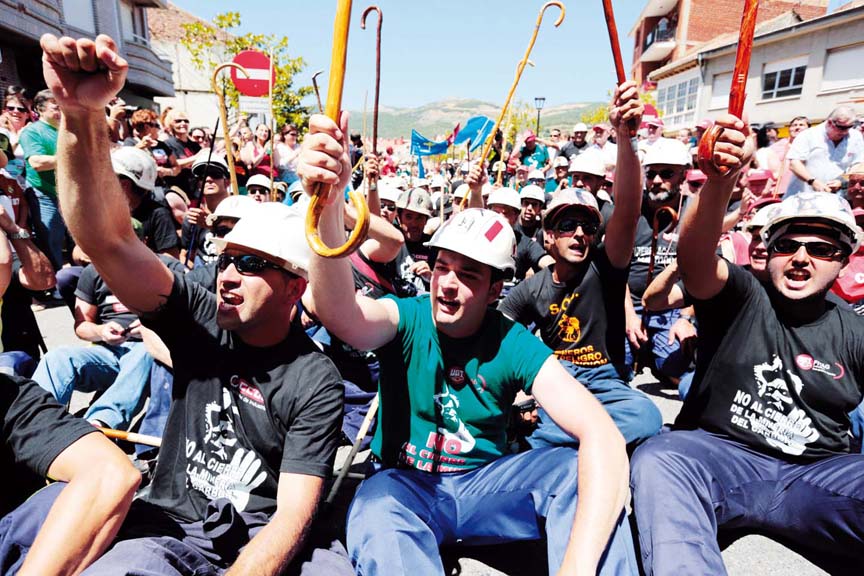 Estado Español | Crisis, ataques y resistencias
