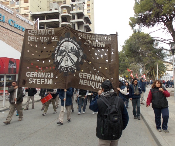 Gran movilización del sindicato ceramista y los obreros de Zanon por la expropiación