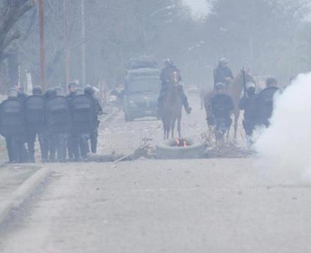 Ante la represión a los obreros del Ingenio San Martín del Tabacal