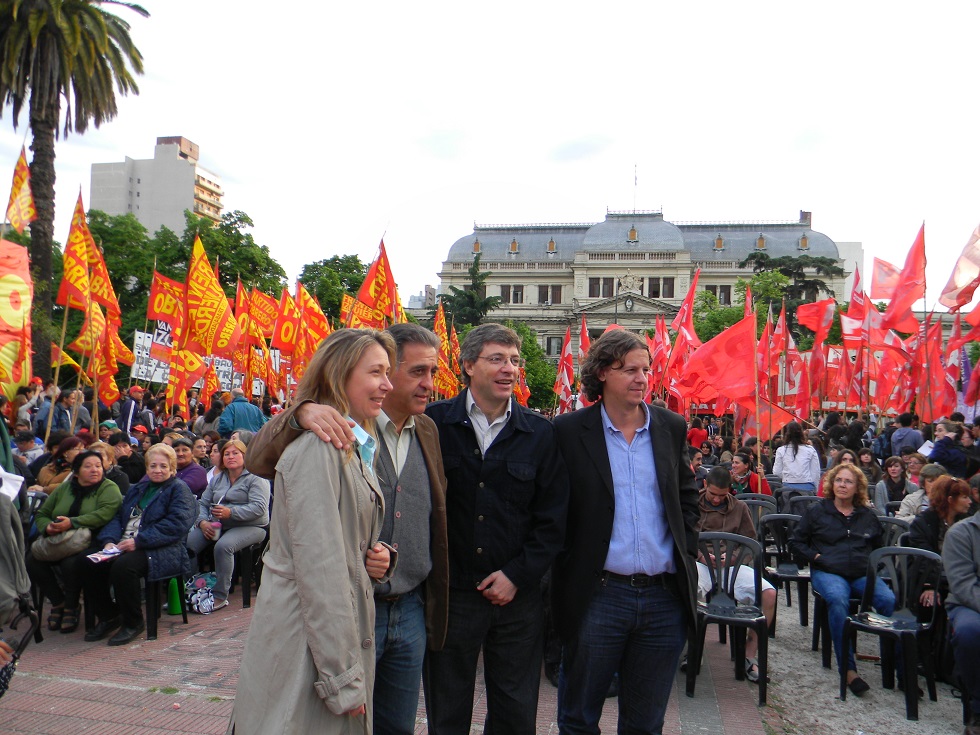 Christian Castillo: “La llegada del FIT al Congreso y a las legislaturas será un gran logro de todo el pueblo trabajador”