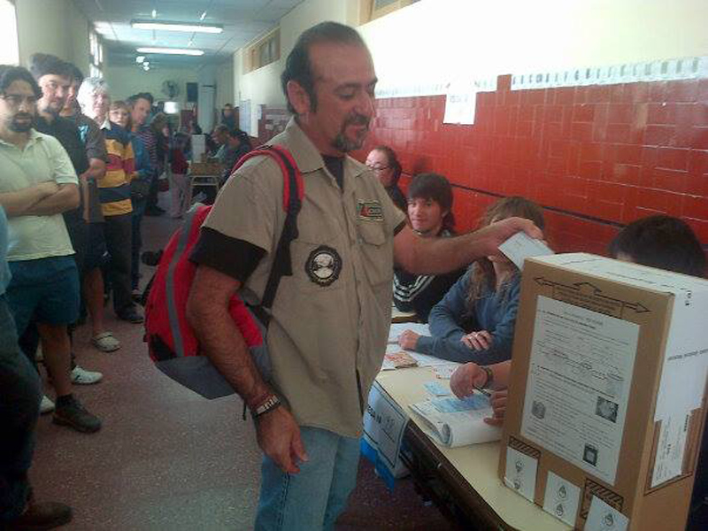 En todo el país votan los candidatos del Frente de Izquierda y de los Trabajadores
