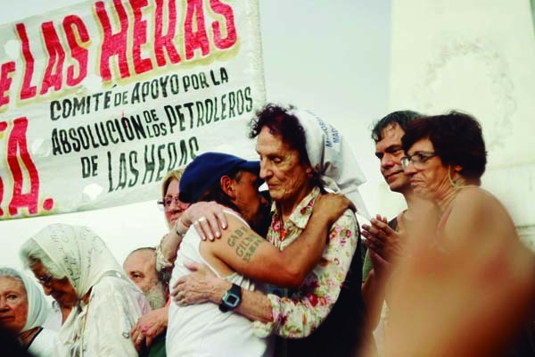 Extraordinario pedido nacional e internacional por la absolución de los petroleros de Las Heras