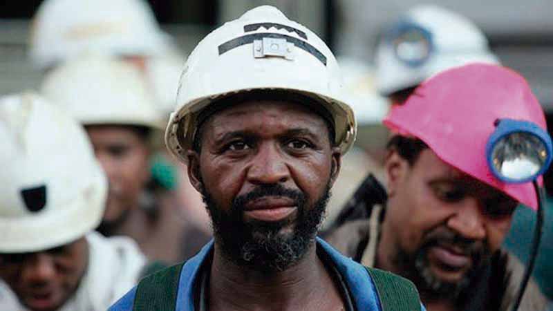 Sudáfrica: Luego de seis meses de lucha triunfa la huelga minera