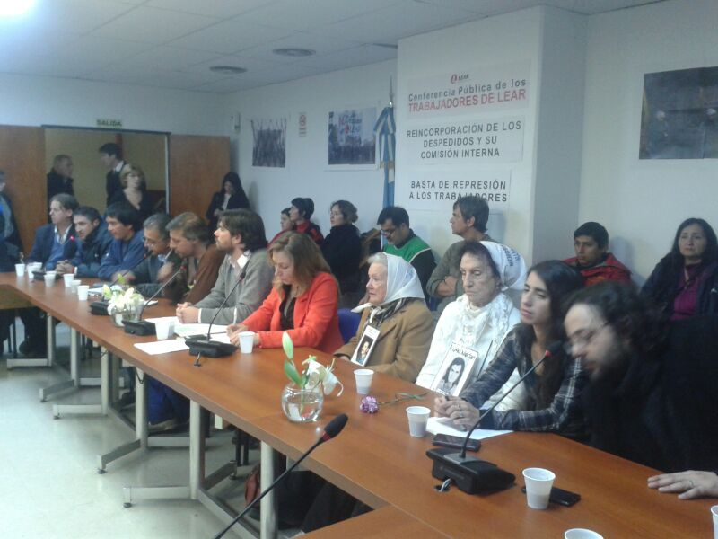 Los trabajadores de Lear anuncian una intensificación de su plan de lucha