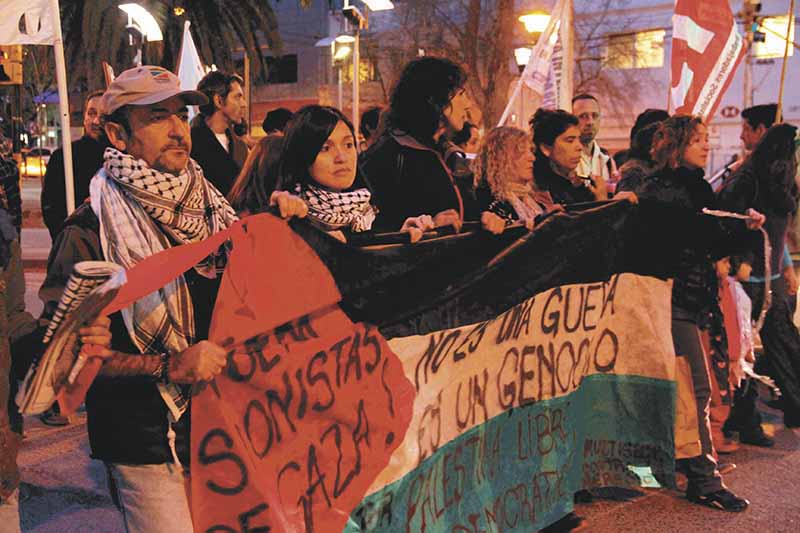 Marcha y acto en Neuquén contra masacre de Israel