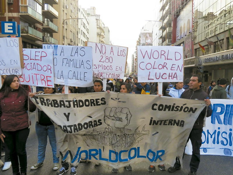 Worldcolor: Más de un mes de lucha en defensa de los puestos de trabajo