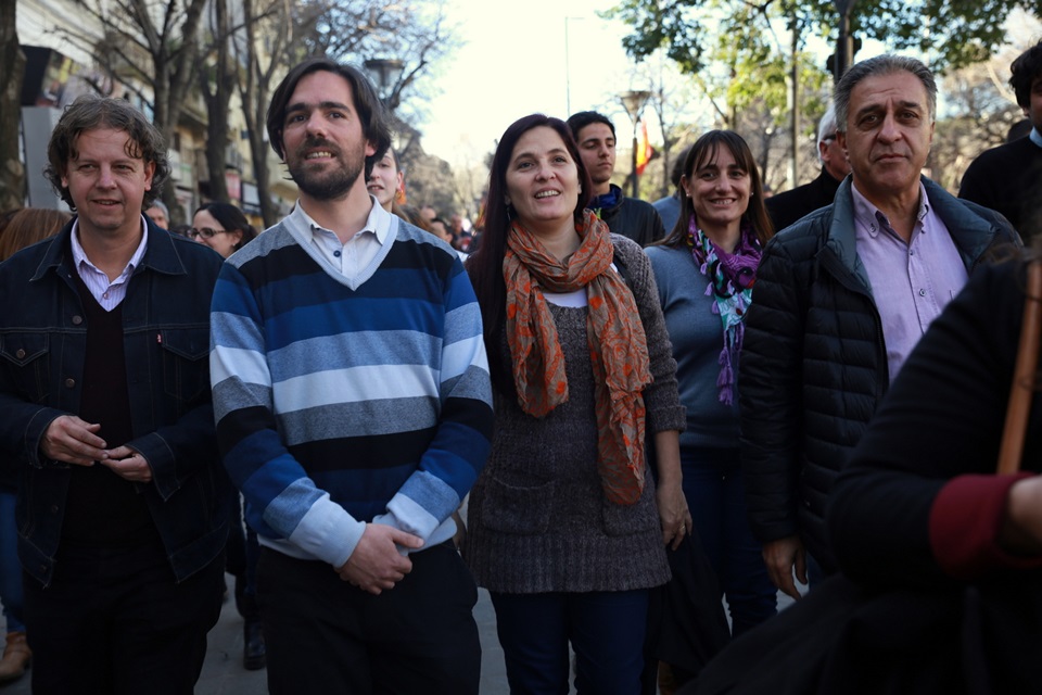 Del Caño: “Muchos de Unidad Ciudadana se preparan para darle más leyes a Macri”