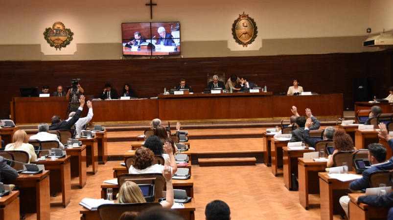 Diputados de Jujuy cobran 660.000 pesos por año de “sobresueldo”