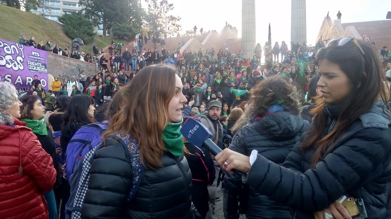Nuevo pañuelazo por el aborto legal en Rosario