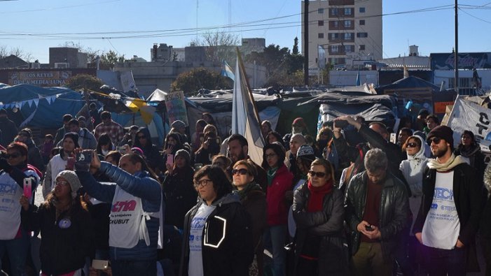 Crivaro: "Este martes nos movilizamos junto a las y los docentes en el paro nacional para repudiar la represión en Chubut" 