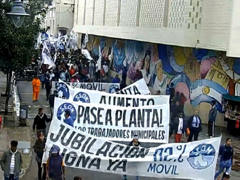 S.S. de Jujuy: Concejales del PTS-FIT presentaron un proyecto de pase a planta permanente para municipales 