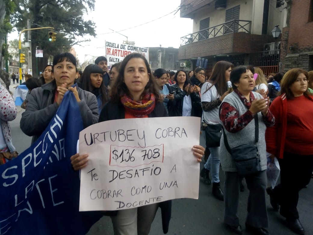 Daniela Planes: “Urtubey ataca a las maestras que cobramos 17 mil pesos mientras él cobra 137 mil por mes”
