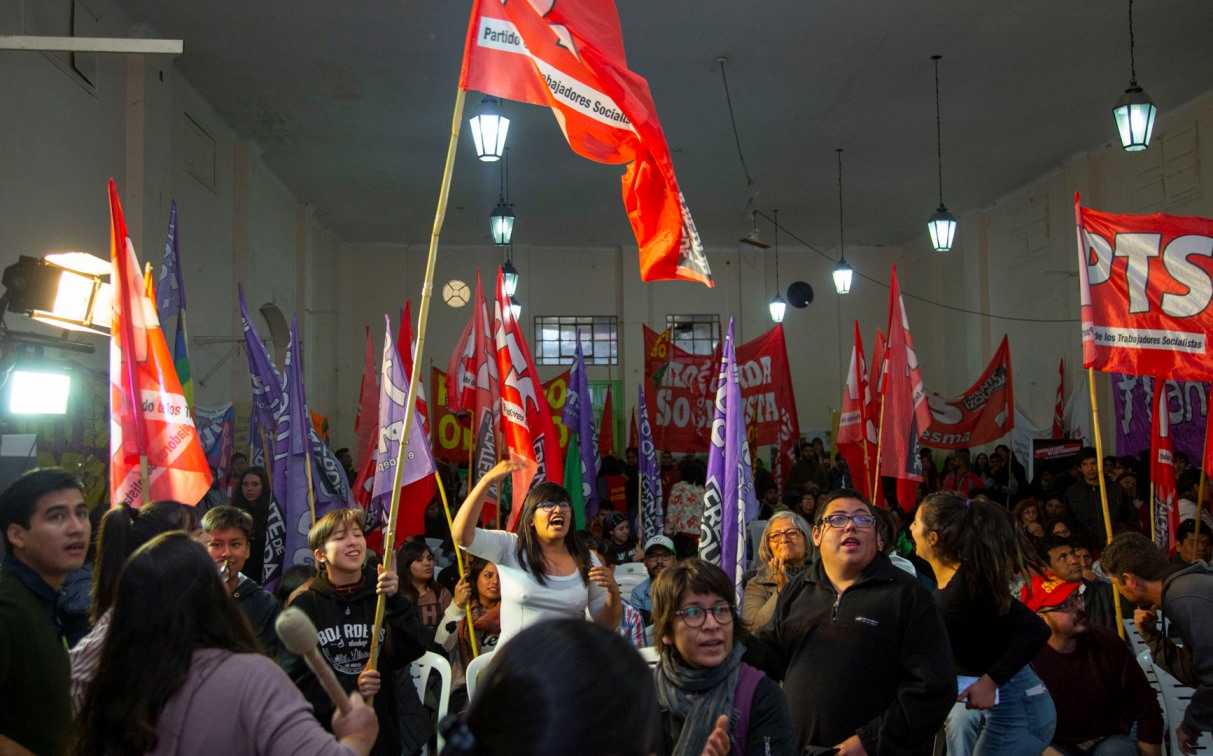 El Frente de Izquierda lanzó su campaña con un acto en la Sociedad Obrera