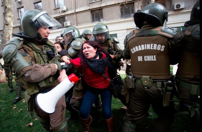 El FIT propuso que la legislatura rechace el estado de emergencia y la represión en Chile 