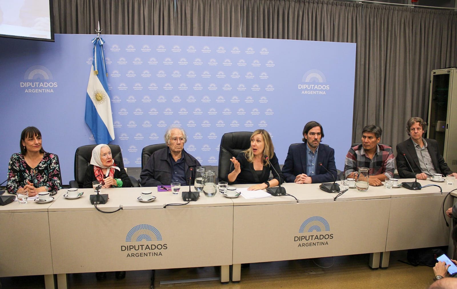 Primer rechazo al protocolo de Bullrich en el Congreso