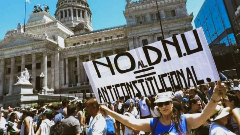 El FIT exige que la legislatura bonaerense y los Concejos Deliberantes repudien la ley ómnibus y llaman a movilizar al Congreso