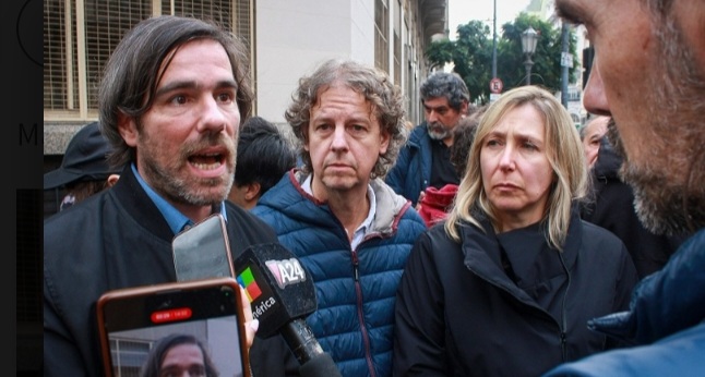 La izquierda junto al sindicalismo combativo movilizan al Congreso contra la reforma laboral