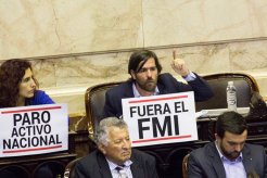 Del Caño presentó un proyecto de ley para derogar la resolución de Iguacel 