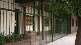 LA BALA SALIO DE UN ARMA POLICIAL