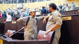 Neuquén: La banca del FIT asume denunciando a los partidos de las petroleras