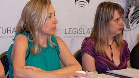 Bregman: "Hacen negociados con barbijos y dejan desprotegido al personal de salud en los hospitales"