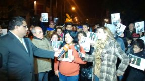 Familiares, amigos y docentes buscan a Camila Monteros