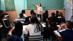 Reclaman por la continuidad en sus cargos de todos los trabajadores de la educación