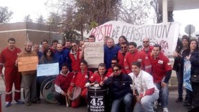 Piquete obrero contra despidos y suspensiones