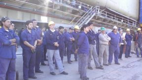 Candidatos del FIT recorrieron el Astillero Río Santiago