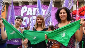 Las docentes concentran a las 10 hs en Congreso por aborto legal y apoyo a las luchas provinciales