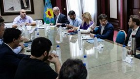 Dellecarbonara luego de la reunión con Kicillof: “vinimos a plantear medidas urgentes porque los trabajadores y sectores populares son los más perjudicados en esta crisis social y sanitaria sin precedentes”