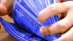 La presión sobre el dólar y la crisis del “modelo”