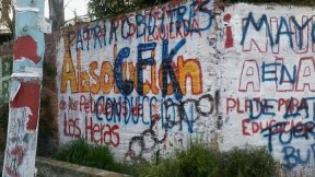 Tapan mural por la Absolución de los Petroleros de Las Heras en Quilmes