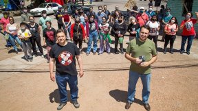 El Frente de Izquierda recorrió El Algarrobal: "Necesitamos 7500 votos para que ingrese un trabajador a la Legislatura"
