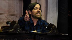 Del Caño pide interpelar a Santiago Cafiero en Diputados por vacunación vip