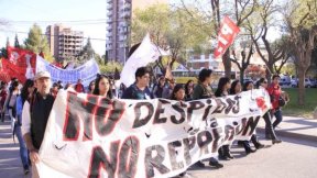 Neuquén: Marcharon a Gendarmería contra represión y despidos en Lear
