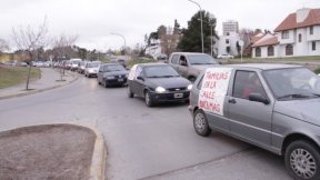 Caravana en Neuquén contra despidos en Lear