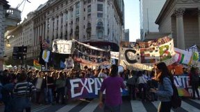 Los secundarios cortarán la Avenida 9 de Julio en defensa de la educación pública