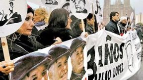 En la ciudad de Julio López CFK afirma que nadie puede desaparecer: una provocación
