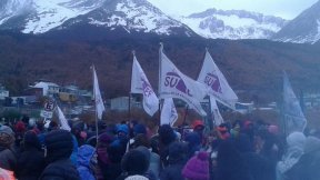 Diputados del Frente de Izquierda repudian detenciones en Tierra del Fuego