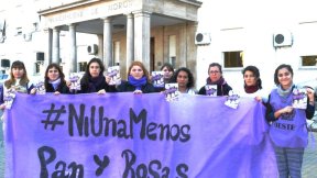 Pan y Rosas y el PTS en el FIT Morón piden exponer en el Concejo sobre la violencia hacia la mujer