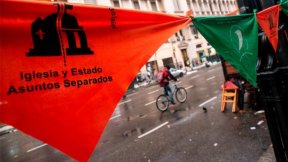 “Con la fuerza de las millones movilizadas hay que continuar la pelea por aborto legal, luchando por separar la Iglesia del Estado”